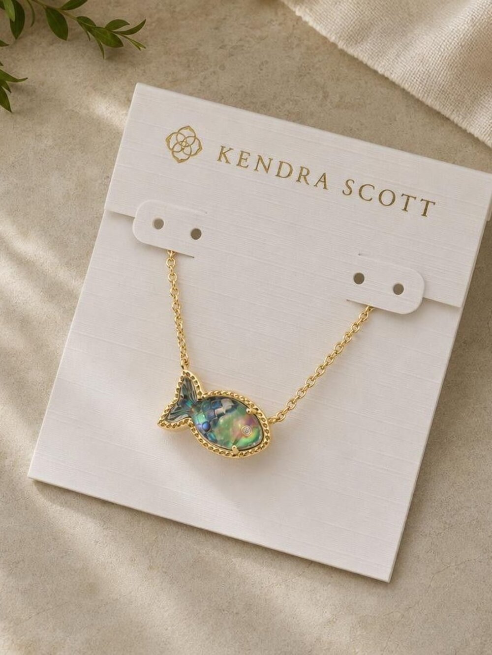 Kendra Scott Parker Fish Gold Short Pendant Necklace